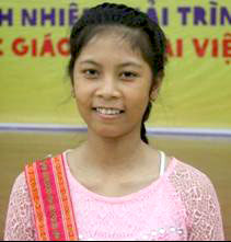 Ta Thi Thuy (14세 / Ha Huy Tap 중등학교)